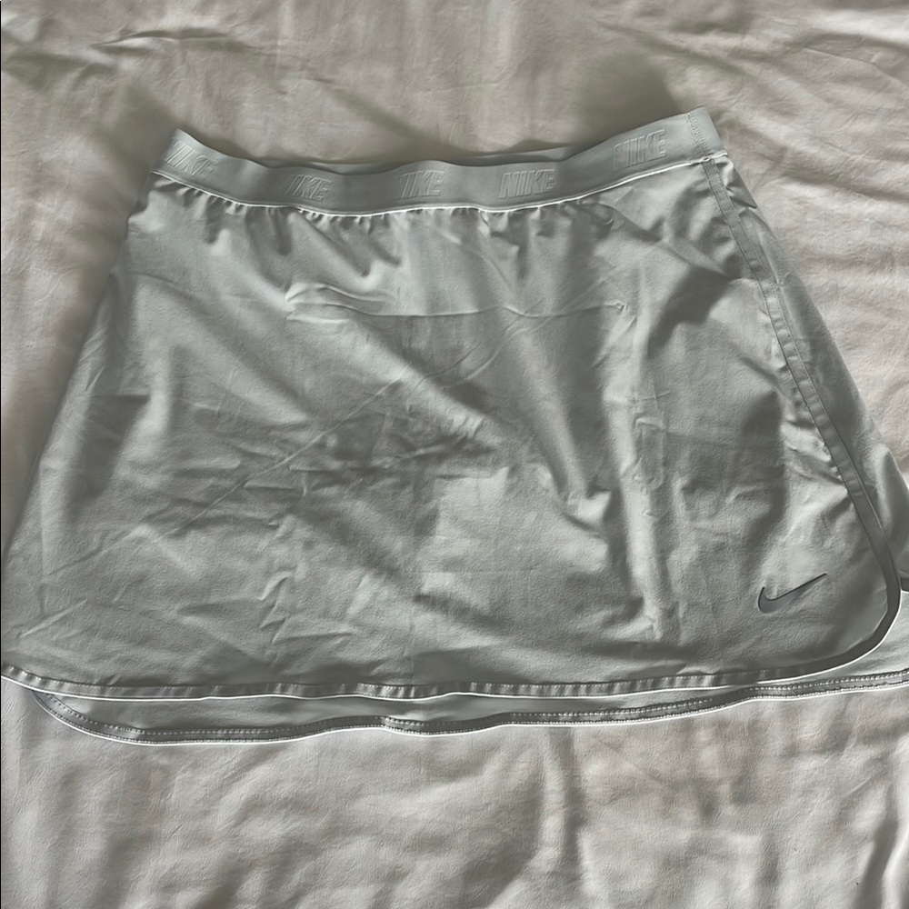Nike Light Gray Athletic Skirt L